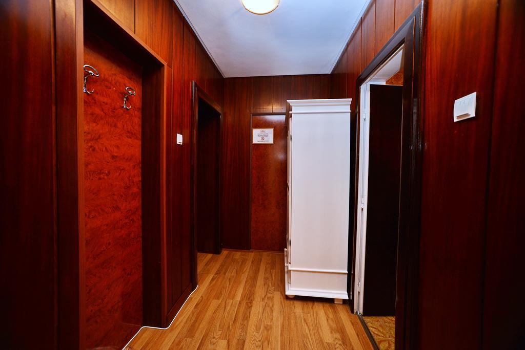 Отель Casa Negustorului Дева Экстерьер фото